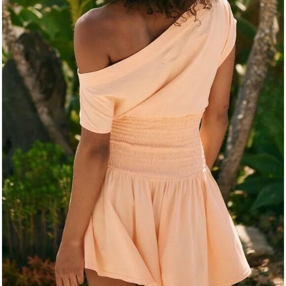 Free People Mini Dress M Apricot Orange Pastel Off Shoulder Smocked Beach Boho - Picture 2 of 10